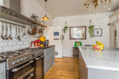 17 Denmark Terrace-22.jpg