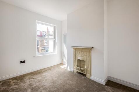 69 Abinger Road-12.jpg