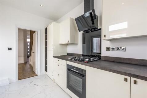 69 Abinger Road-3.jpg