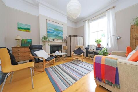 nicholas james brunswick place bed 1.jpg