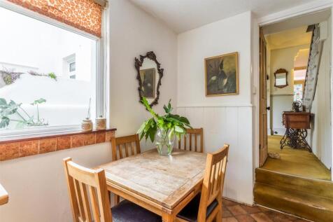 26 Brooker Street-5.jpg