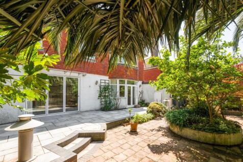 26 Fourth Avenue-44.jpg