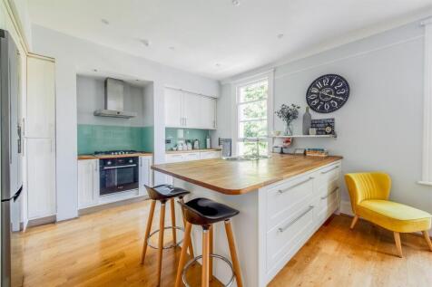 Flat 3, 75 Denmark Villas-5.jpg