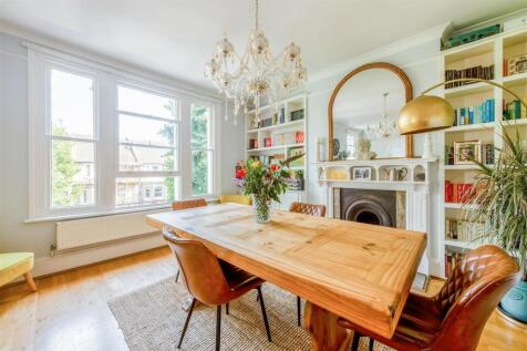 Flat 3, 75 Denmark Villas-4.jpg