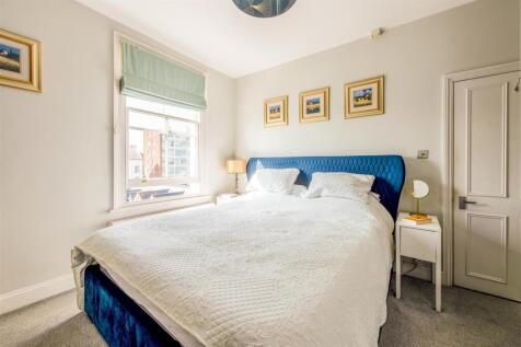 Flat 3, 75 Denmark Villas-23.jpg