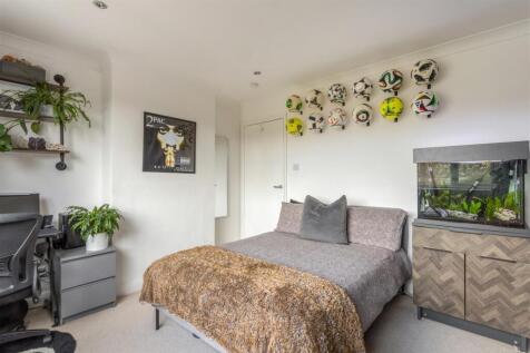 11 Nevill Avenue-18.jpg