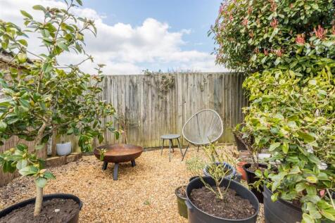 11 Nevill Avenue-23.jpg