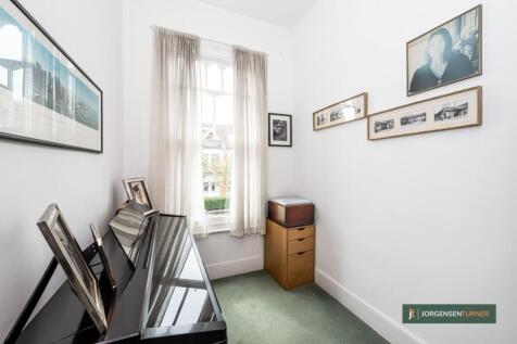 Bedroom Study Room .jpg