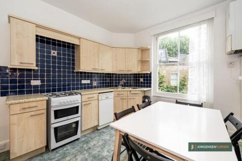 Kitchen photo two.jpg