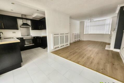 Living/Kitchen