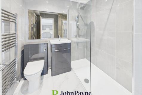 GFL Shower Room