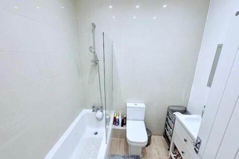 Flat 3 Oakburn House 15.jpg