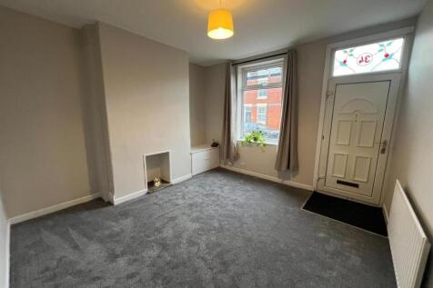 34 Lloyd Living Room.jpg