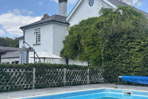 Five Bedroom Country Residence