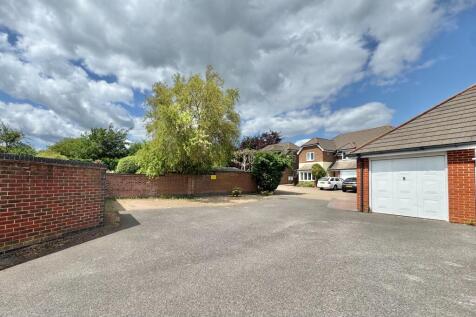 Garage &amp; Parking