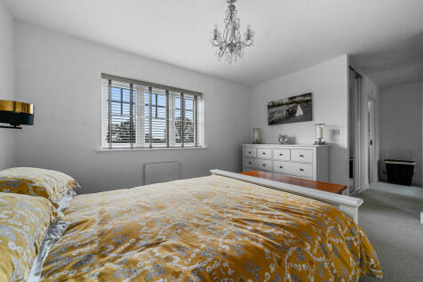 Tye Green bedroom...