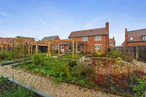 Tye Green garden ...