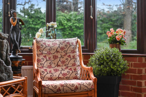 11BaroniaCroft-li...