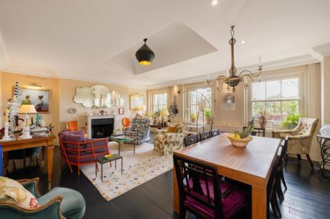 Flat 5, 2 Gloucester Gate Lo-1.jpg