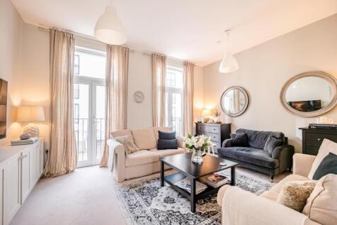 9 Percy Terrace-28.jpg