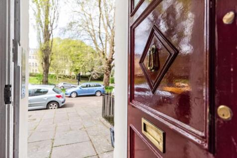 Flat 6, 32 Grosvenor Place, Bath BA1 6BA-2.jpg