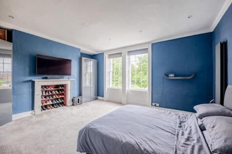 Principle Bedroom II.jpg