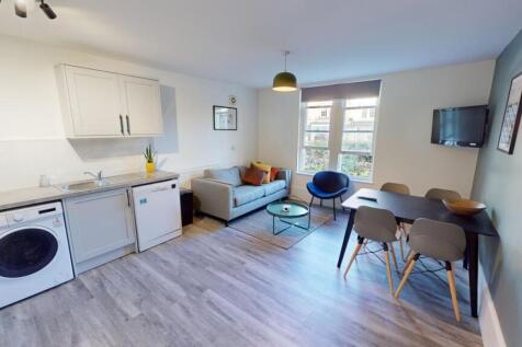 Flat-6-Piccadilly-Place-Kitchen-Living-Dining 2.jp