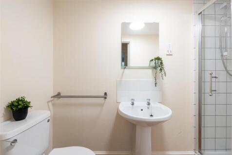 Flat 6, Prospect House, Bath BA2 3AS-8.jpg