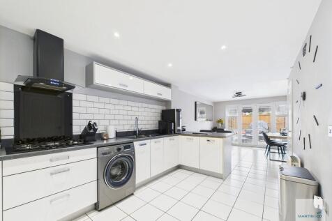 CAM03394G0-PR0329...