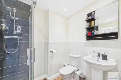 CAM03394G0-PR0329...