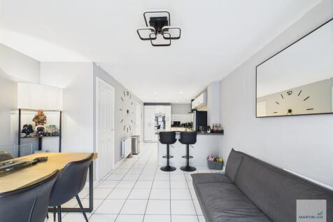 CAM03394G0-PR0329...