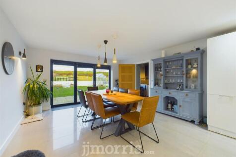 Kitchen/Dining/Family Room