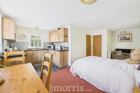 Living/Kitchen/Dining Area