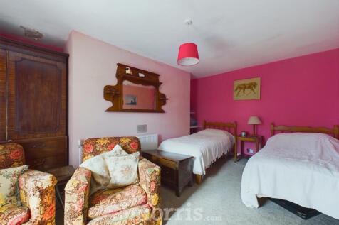 CAM03686G0-PR0039-STILL003.jpg
