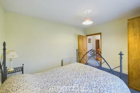 CAM03686G0-PR0224-STILL029.jpg