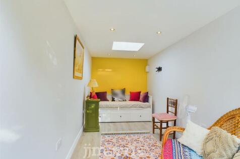 Summer House