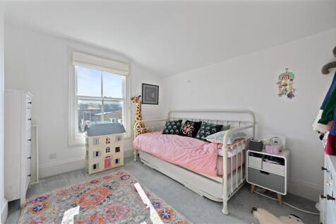 Irving Road - Bedroom