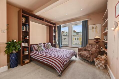 Sinclair Gardens - BedroomC3