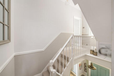 11_Oakhill_Road_i...
