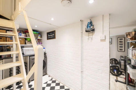 11_Oakhill_Road_i...