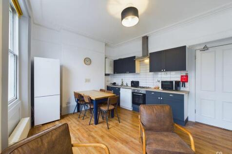 living and kitchen 