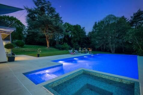 Twilight pool to garden