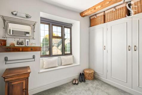 Master dressing room