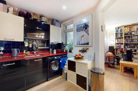 Flat 8 Park East Building, Bow Quarter - T1HVvxj1c