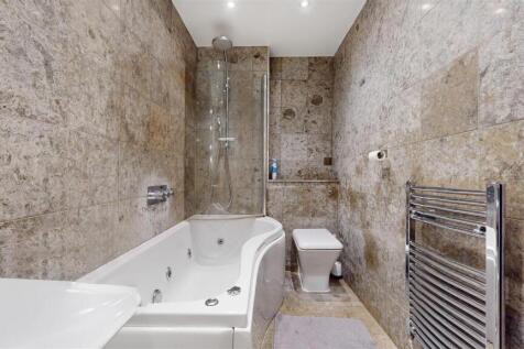 Flat 8 Park East Building, Bow Quarter - KFOfRTSTj