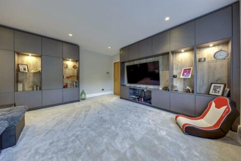 2nd Lounge
