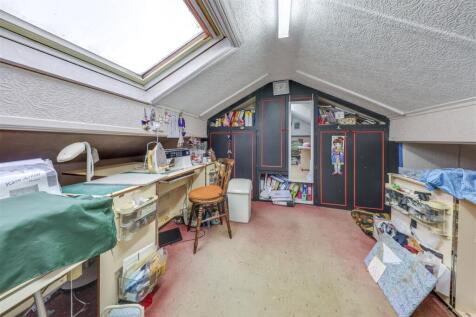 Attic Studio Room