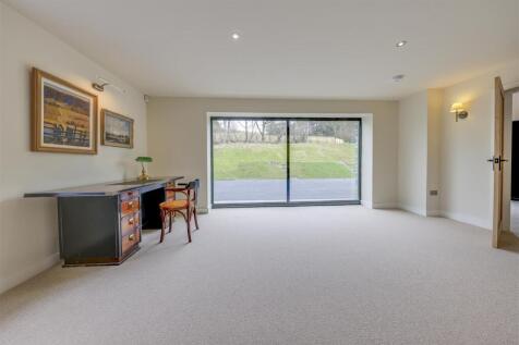 Lounge Alt 2