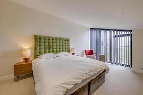 Bed 1