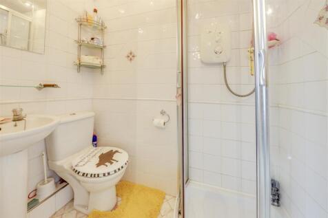 En-Suite Shower